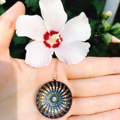 Colier Mandala Unimii cu cristale si opal