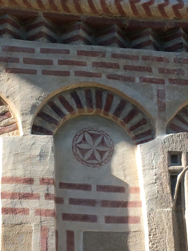Samanta Vietii - Biserica De Piatra De La Sfanta Manastire Dintr-Un Lemn