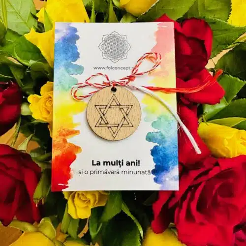 Martisor cu simbol gravat pe banut din lemn srteaua lui david