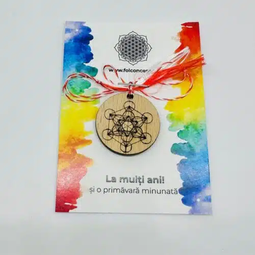 Martisor cu simbol gravat pe banut din lemn cu cubul lui metatron