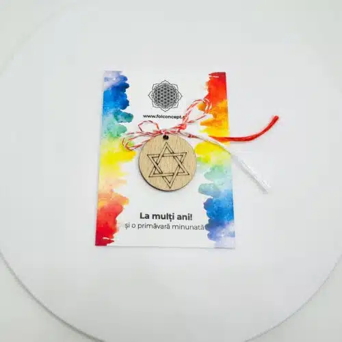 Martisor cu simbol gravat pe banut din lemn cu steaua lui david