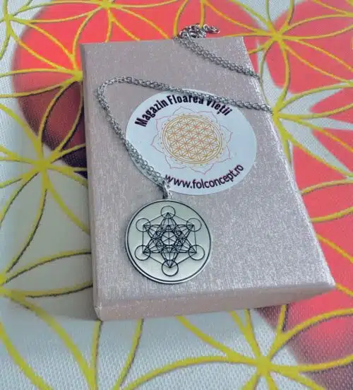 Colier Cubul Lui Metatron Din Argint Prezentare Pe Cutiuta Cadou