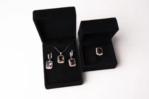 Set Laria Cu Sultanit Si Cristale Cutiuta De Prezentare